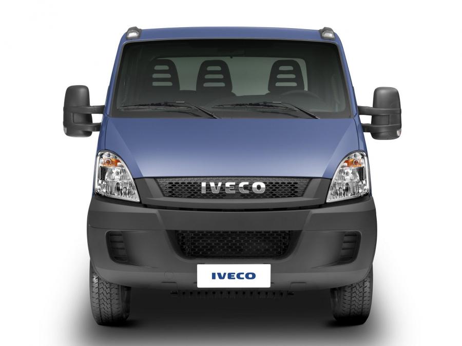  Iveco Daily Chassis 2012 года  (BR) (фото 2 из 4)